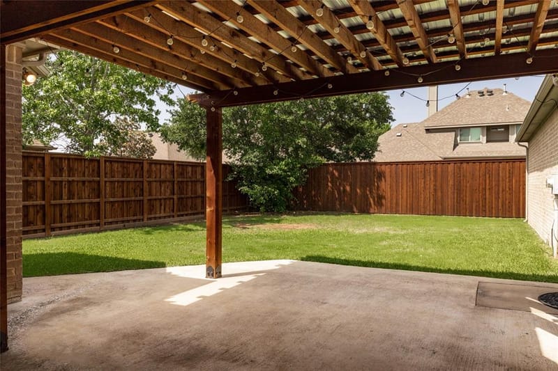8105 Thornwood Drive, North Richland Hills TX 76182 - Photo 35