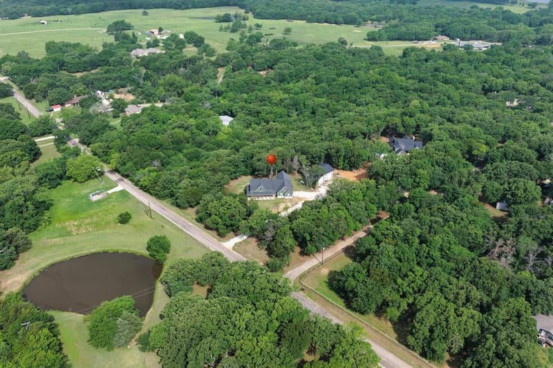 479 Anderson Road, Whitesboro TX 76273 - Photo 2