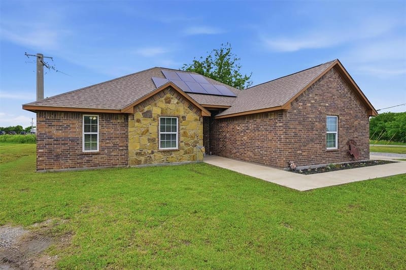 508 Simpson Drive, Sherman TX 75092 - Photo 3