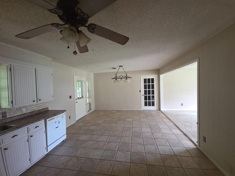 709 Lee Street, Bowie TX 76230 - Photo 13