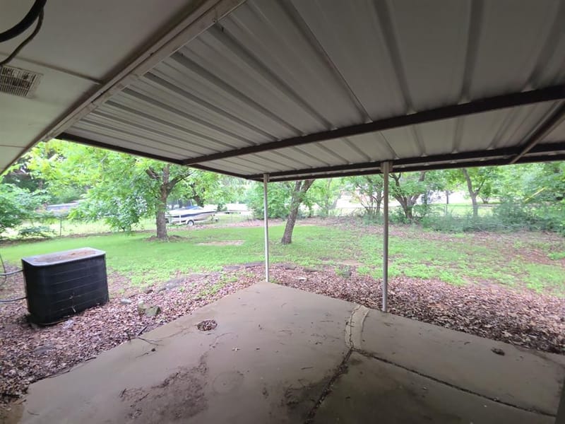 709 Lee Street, Bowie TX 76230 - Photo 30