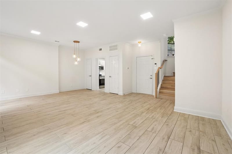 4307 Gilbert Avenue # 302, Dallas TX 75219 - Photo 14