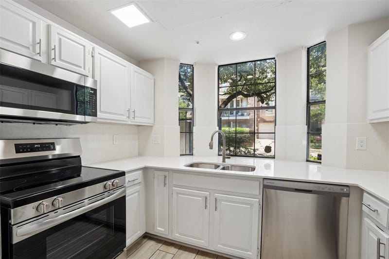 4307 Gilbert Avenue # 302, Dallas TX 75219 - Photo 11