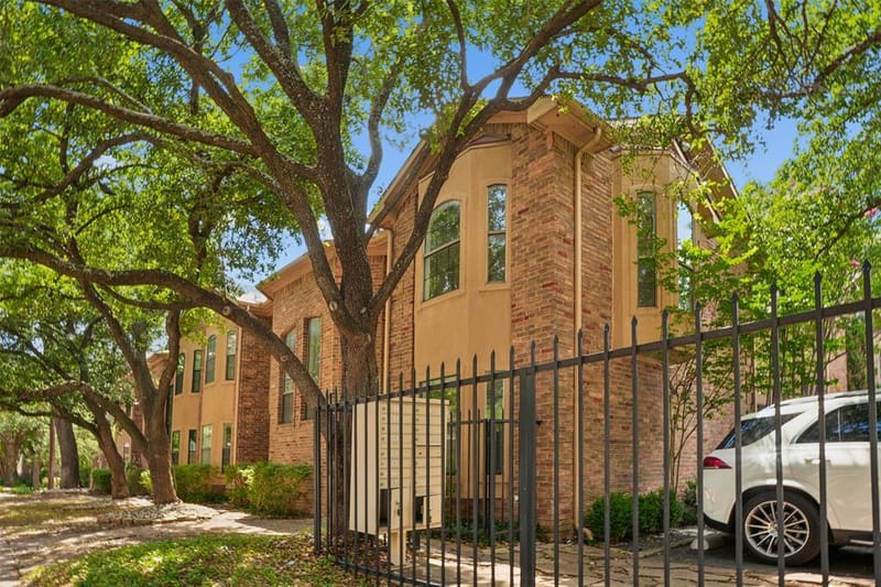 4307 Gilbert Avenue # 302, Dallas TX 75219 - Photo 31
