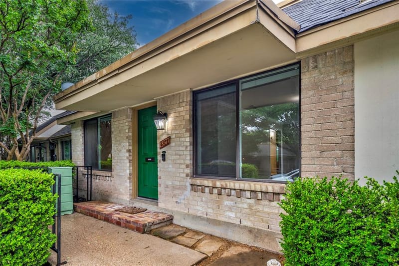 13571 Waterfall Way, Dallas TX 75240 - Photo 2