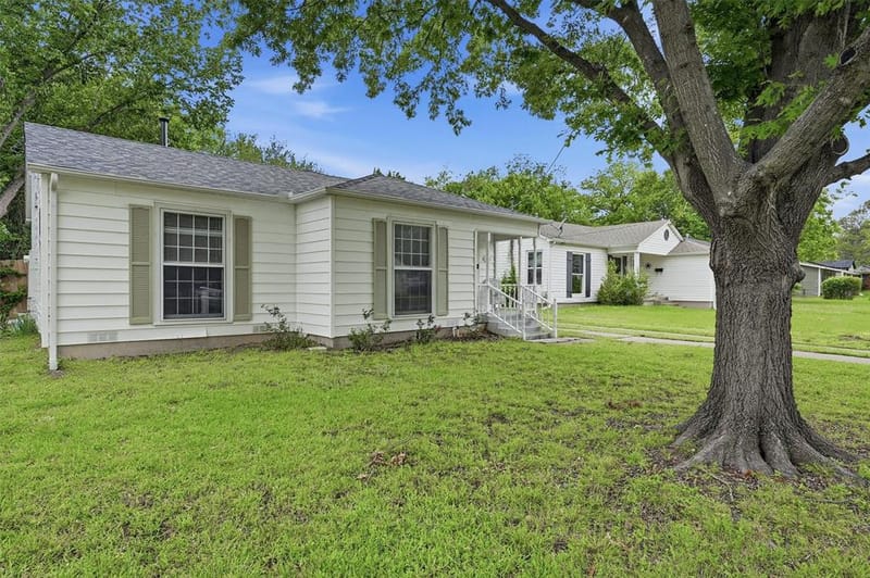 1032 N Lockhart Street, Sherman TX 75092 - Photo 7