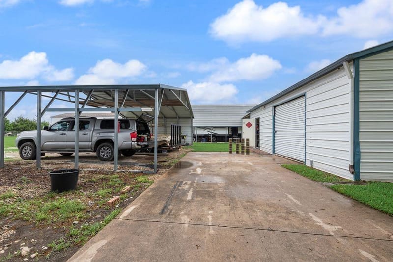 834 Rock Creek Lane, Red Oak TX 75154 - Photo 38