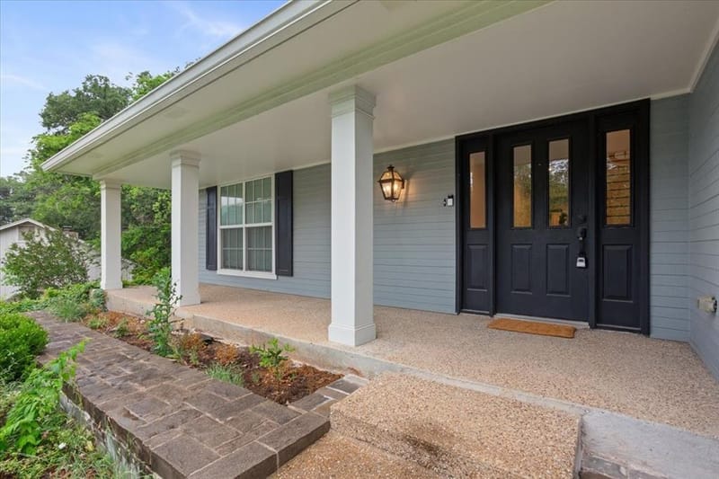 402 Shadow Mountain Drive, Woodway TX 76712 - Photo 3