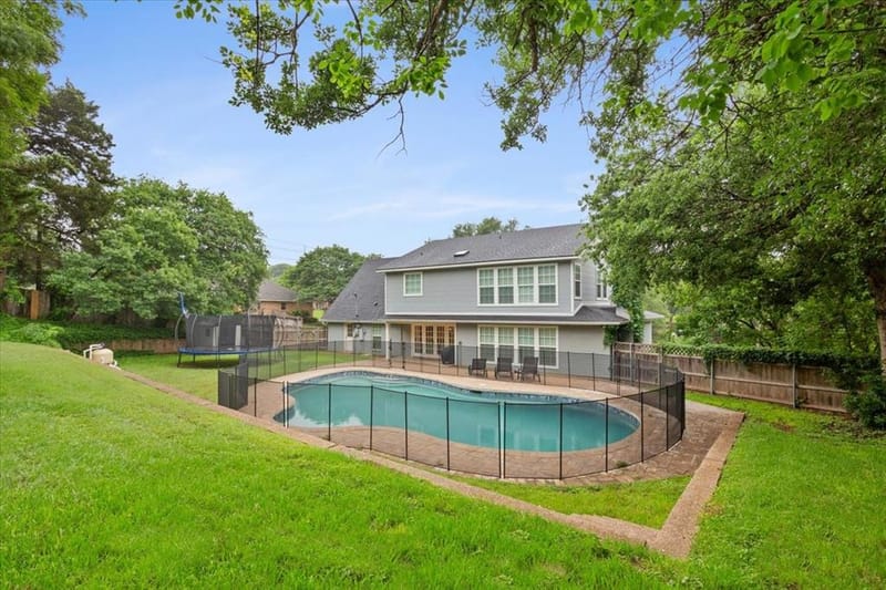 402 Shadow Mountain Drive, Woodway TX 76712 - Photo 34