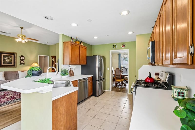 2705 Burning Tree, McKinney TX 75072 - Photo 16