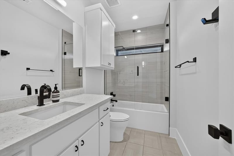 6615 GREEN KNOLL Drive, Dallas TX 75230 - Photo 17