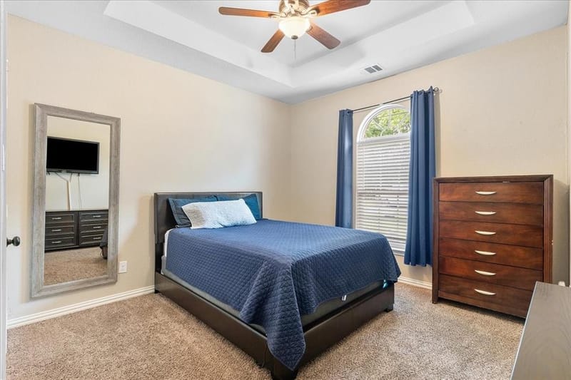 502 Ritchey Street, Gainesville TX 76240 - Photo 6