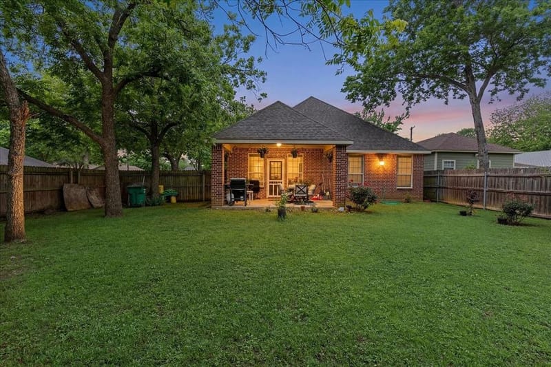 502 Ritchey Street, Gainesville TX 76240 - Photo 29