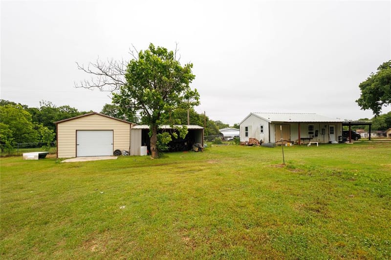 5716 Thousand Oaks Drive, Joshua TX 76058 - Photo 7