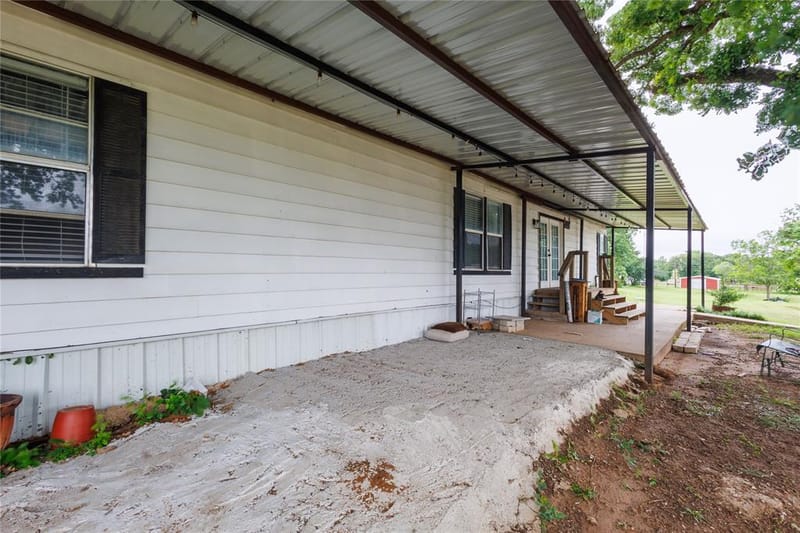 5716 Thousand Oaks Drive, Joshua TX 76058 - Photo 4
