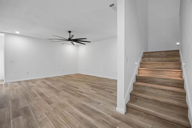1011 S Waverly Drive, Dallas TX 75208 - Photo 12