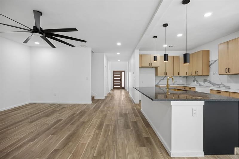 1011 S Waverly Drive, Dallas TX 75208 - Photo 36