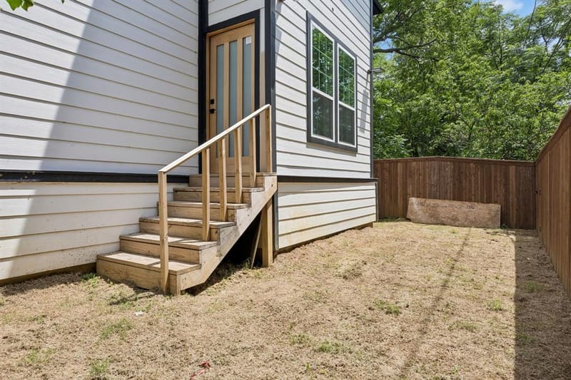 1011 S Waverly Drive, Dallas TX 75208 - Photo 37