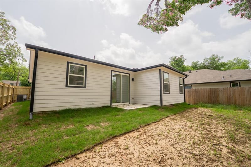 103 Ross Street W, Sulphur Springs TX 75482 - Photo 18