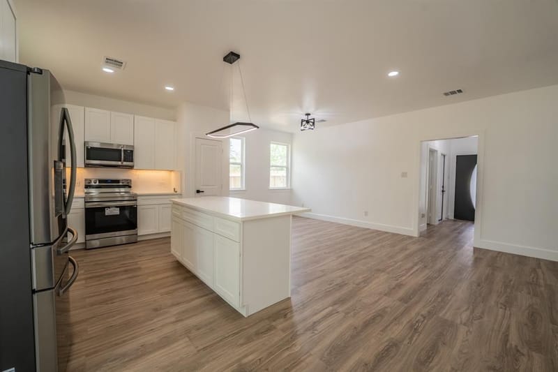 103 Ross Street W, Sulphur Springs TX 75482 - Photo 8