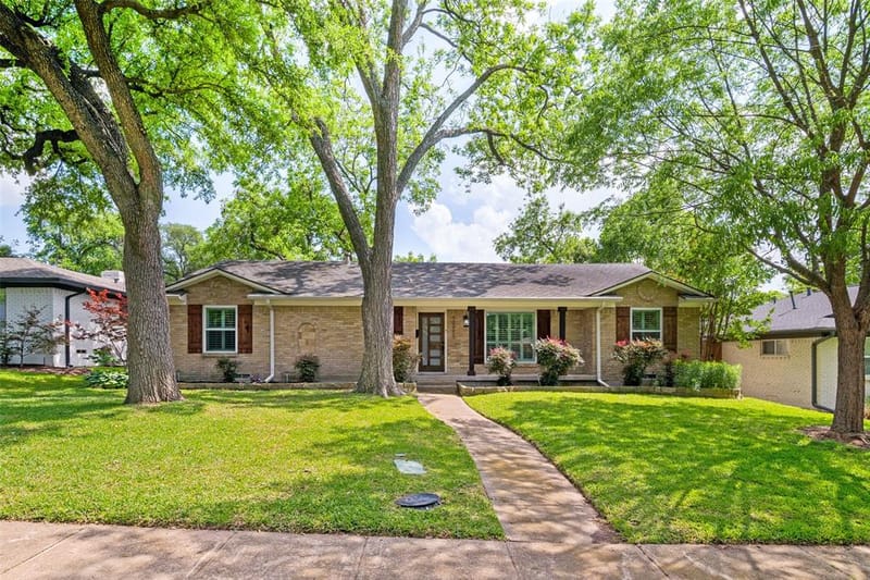 10950 Scotsmeadow Drive, Dallas TX 75218 - Photo 3