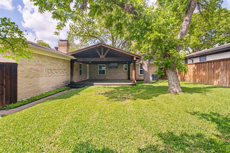 10950 Scotsmeadow Drive, Dallas TX 75218 - Photo 33