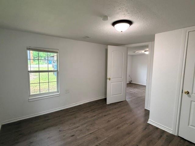 927 W Baker Street, Denison TX 75020 - Photo 8