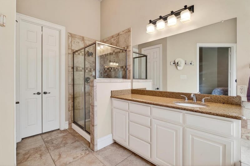 10761 Silver Dollar Drive, Frisco TX 75033 - Photo 17