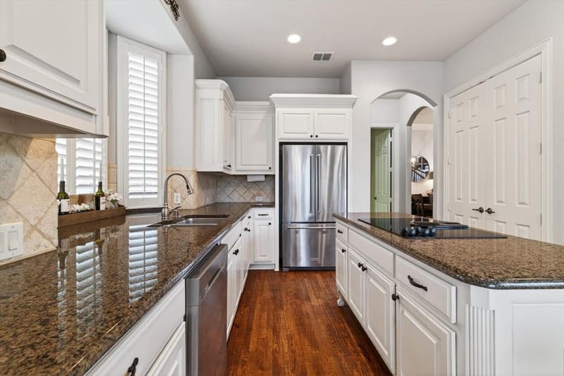 10761 Silver Dollar Drive, Frisco TX 75033 - Photo 12
