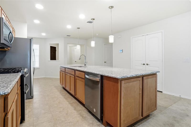 1244 Eagle Lane, Little Elm TX 76227 - Photo 6