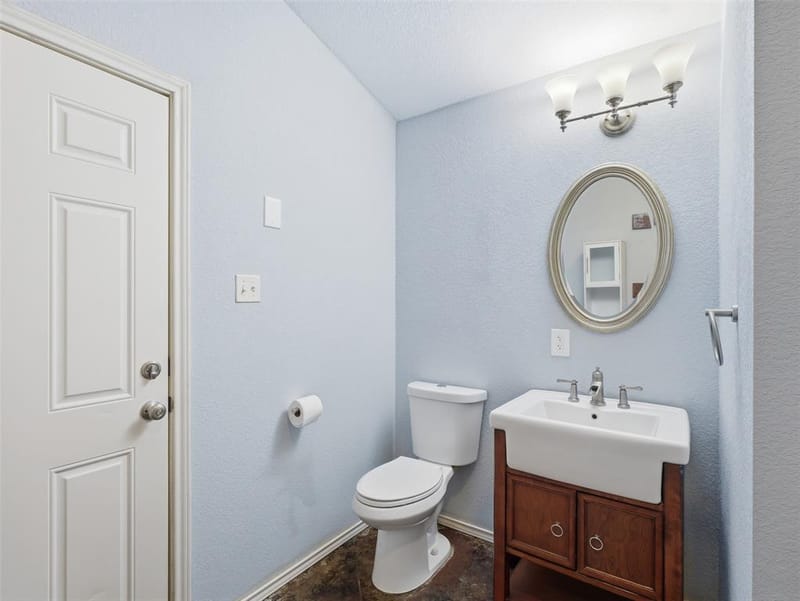 542 W Lake Drive, Weatherford TX 76087 - Photo 9