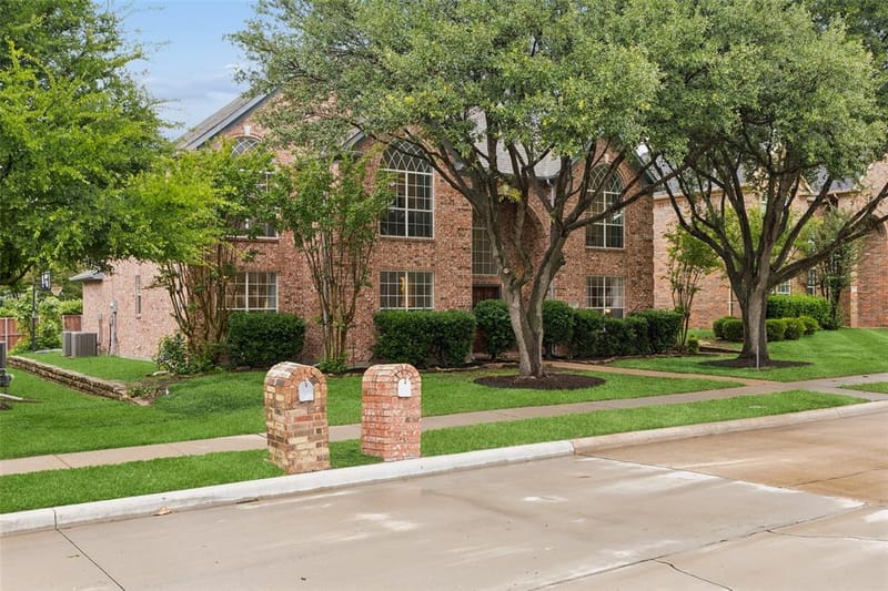 4021 Carmichael Drive, Plano TX 75024 - Photo 2