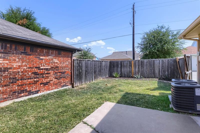 1106 Alameda Drive, Carrollton TX 75007 - Photo 19