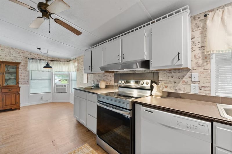 6677 County Road 2008, Glen Rose TX 76043 - Photo 17
