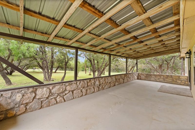 6677 County Road 2008, Glen Rose TX 76043 - Photo 10