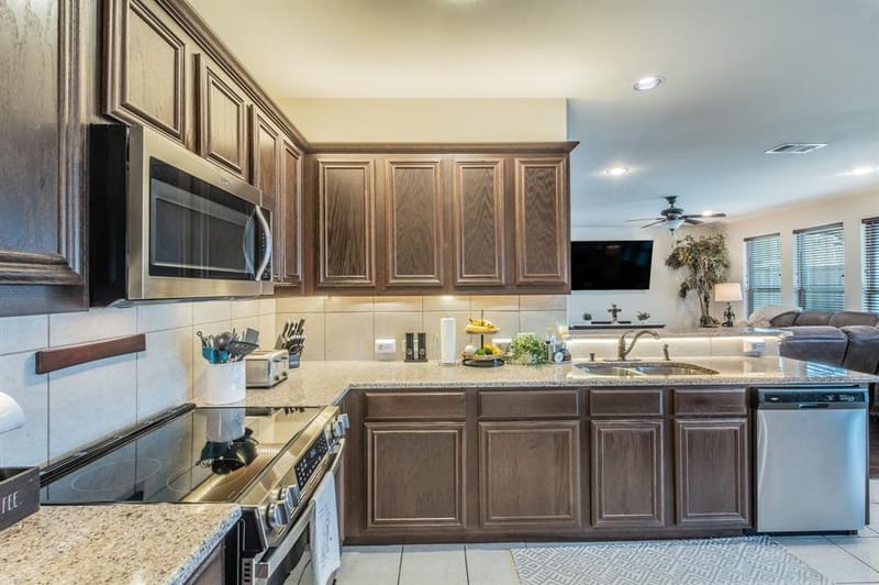441 Rockaway Drive, Midlothian TX 76065 - Photo 9