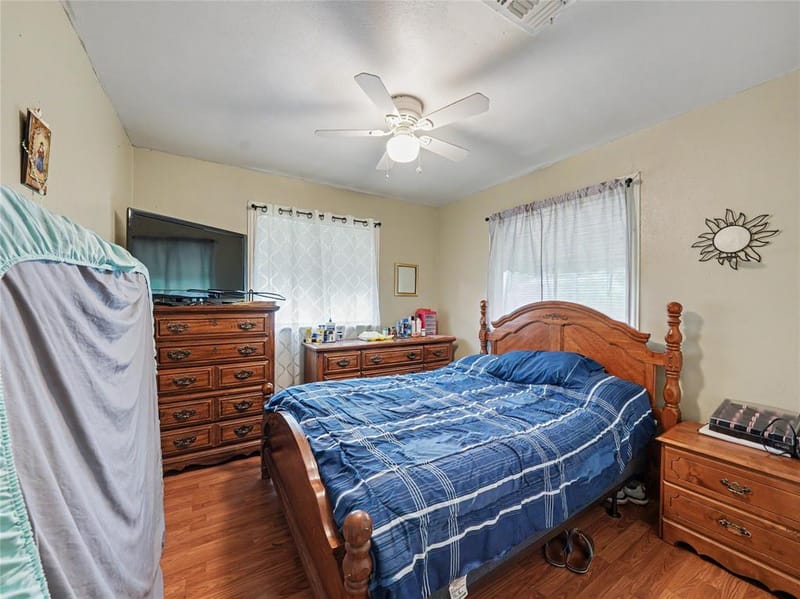 1217 California Parkway S, Fort Worth TX 76134 - Photo 10