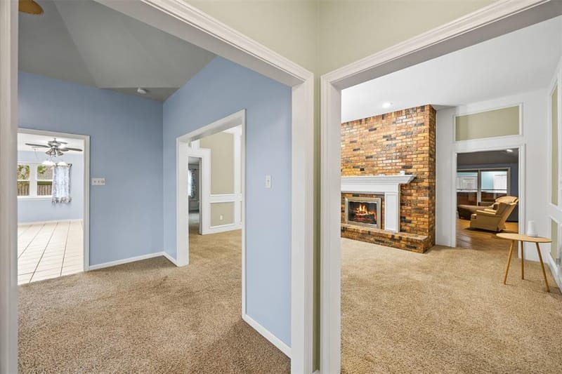 909 Valley View Avenue, Red Oak TX 75154 - Photo 6