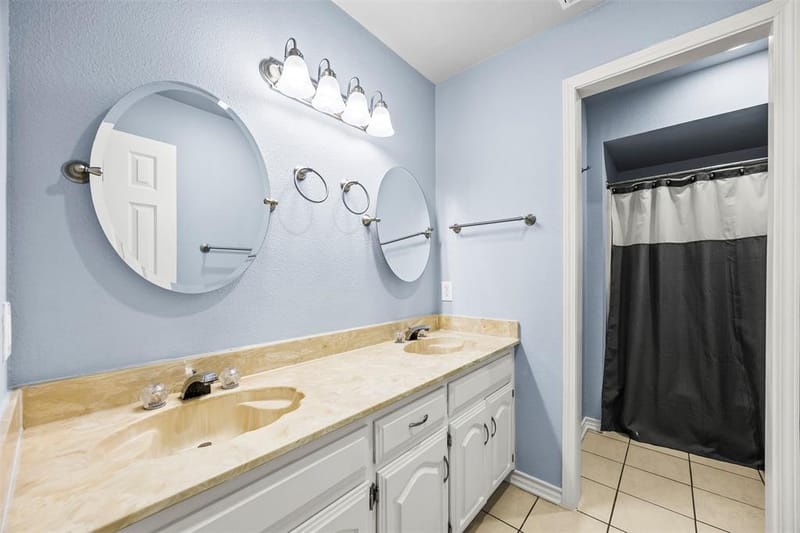 909 Valley View Avenue, Red Oak TX 75154 - Photo 26