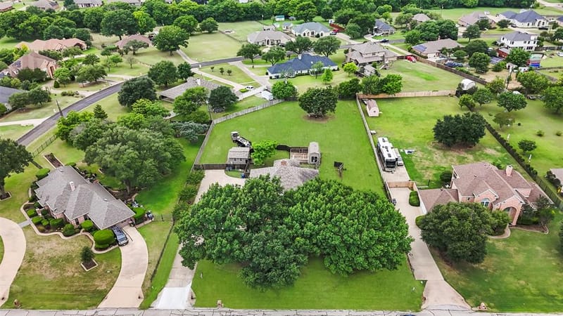909 Valley View Avenue, Red Oak TX 75154 - Photo 34