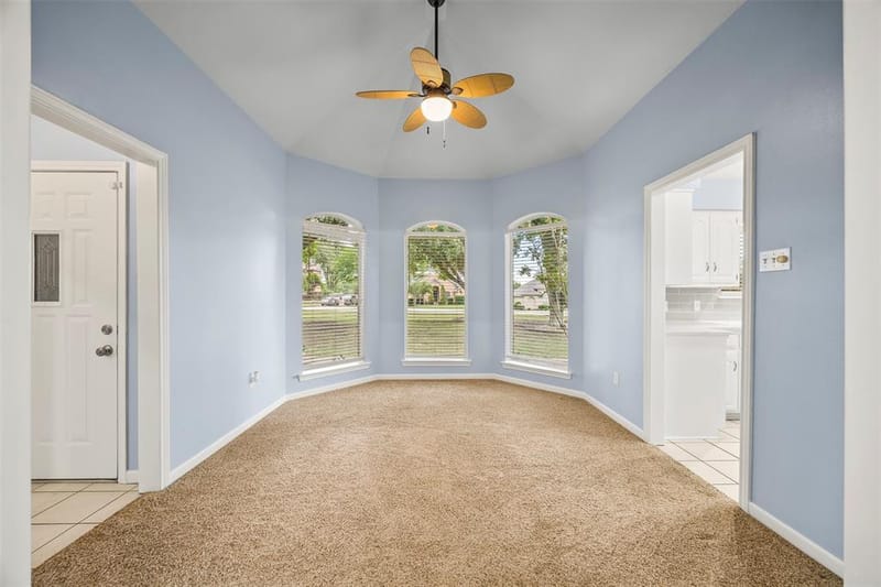909 Valley View Avenue, Red Oak TX 75154 - Photo 10