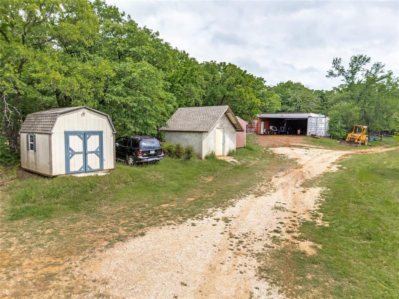 2900 County Road 317, Cleburne TX 76031 - Photo 11