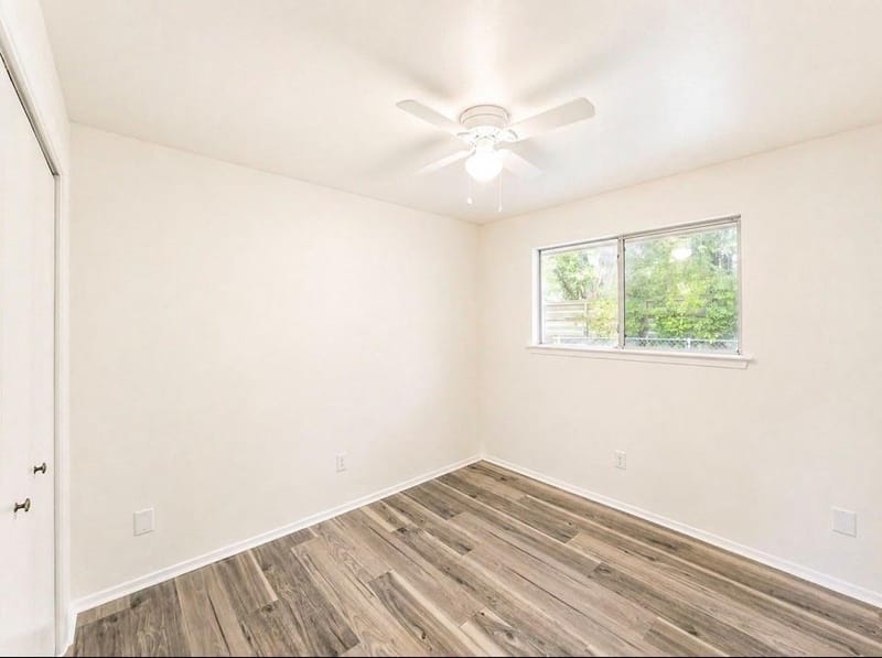 614 W Grenoble Drive, Grand Prairie TX 75052 - Photo 13