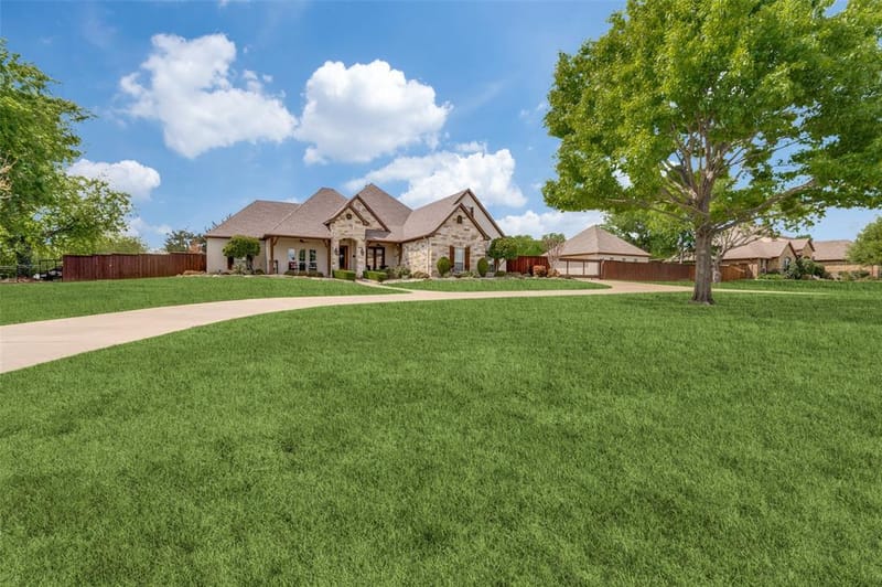 4041 Blackchamp Road, Midlothian TX 76065 - Photo 2