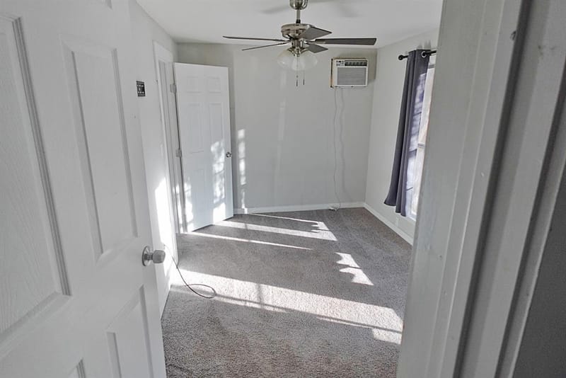241 W Ross Avenue, De Leon TX 76444 - Photo 14