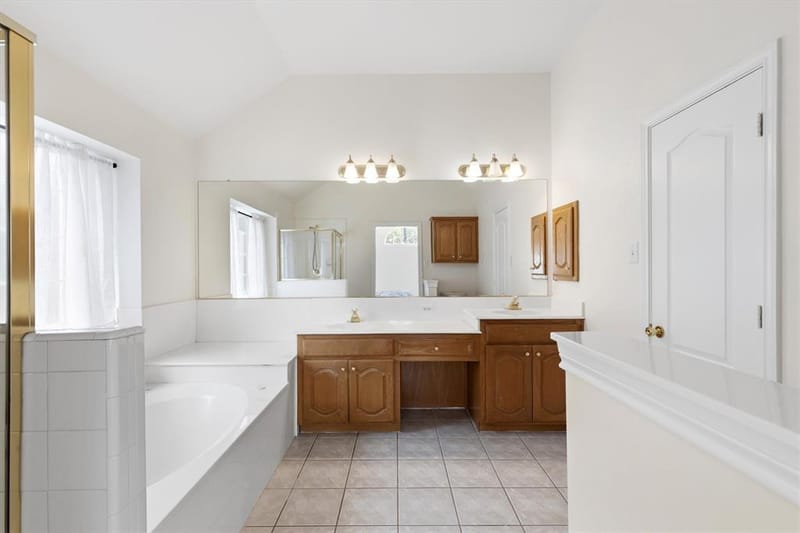 6318 Ahnee Drive, Rowlett TX 75089 - Photo 14