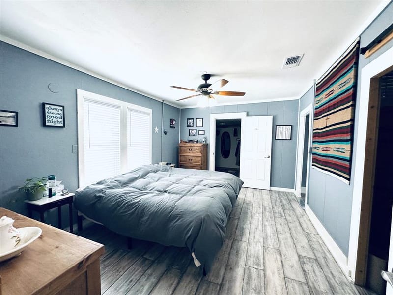 506 W Grand Avenue, Comanche TX 76442 - Photo 3