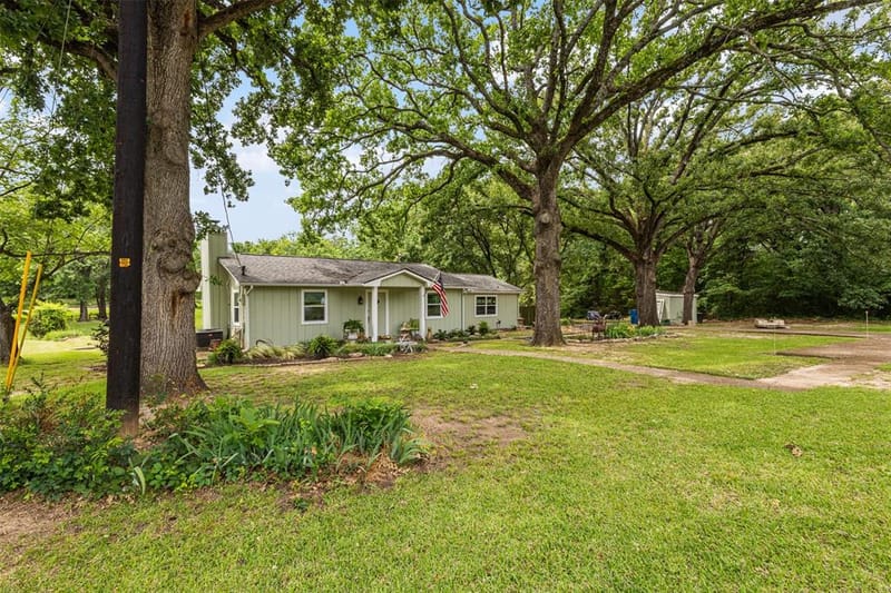 713 Midway Road, Tool TX 75143