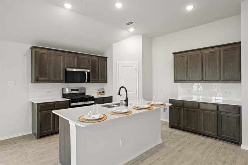 945 Abalone Avenue, Haslet TX 76052 - Photo 4