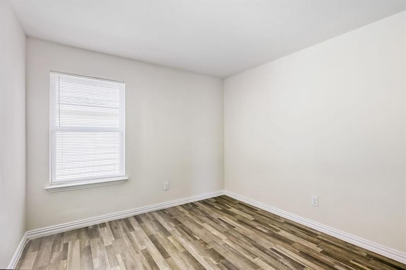 1907 Morgan Street, Greenville TX 75401 - Photo 7